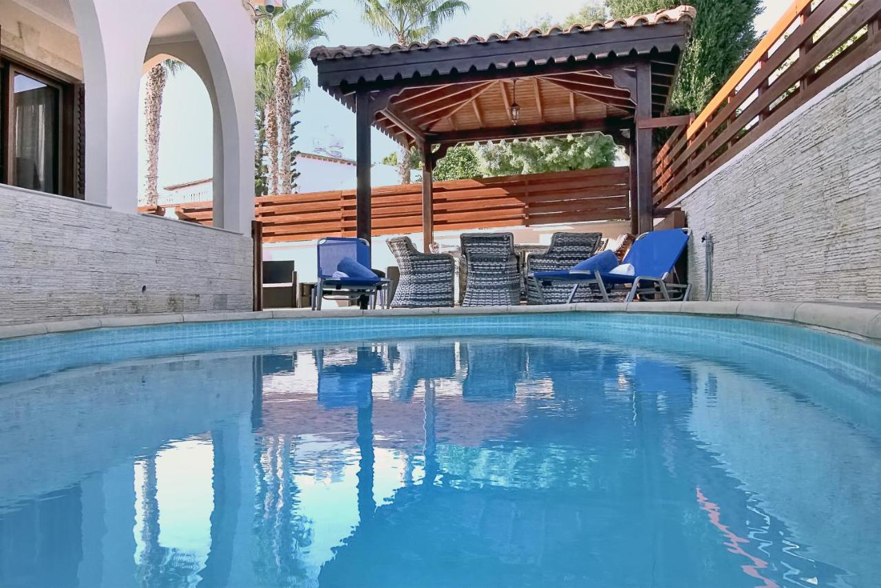 Chronas By Prestige Bookings Coral Bay Luaran gambar