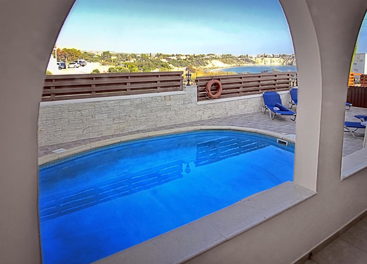 Chronas By Prestige Bookings Coral Bay Luaran gambar