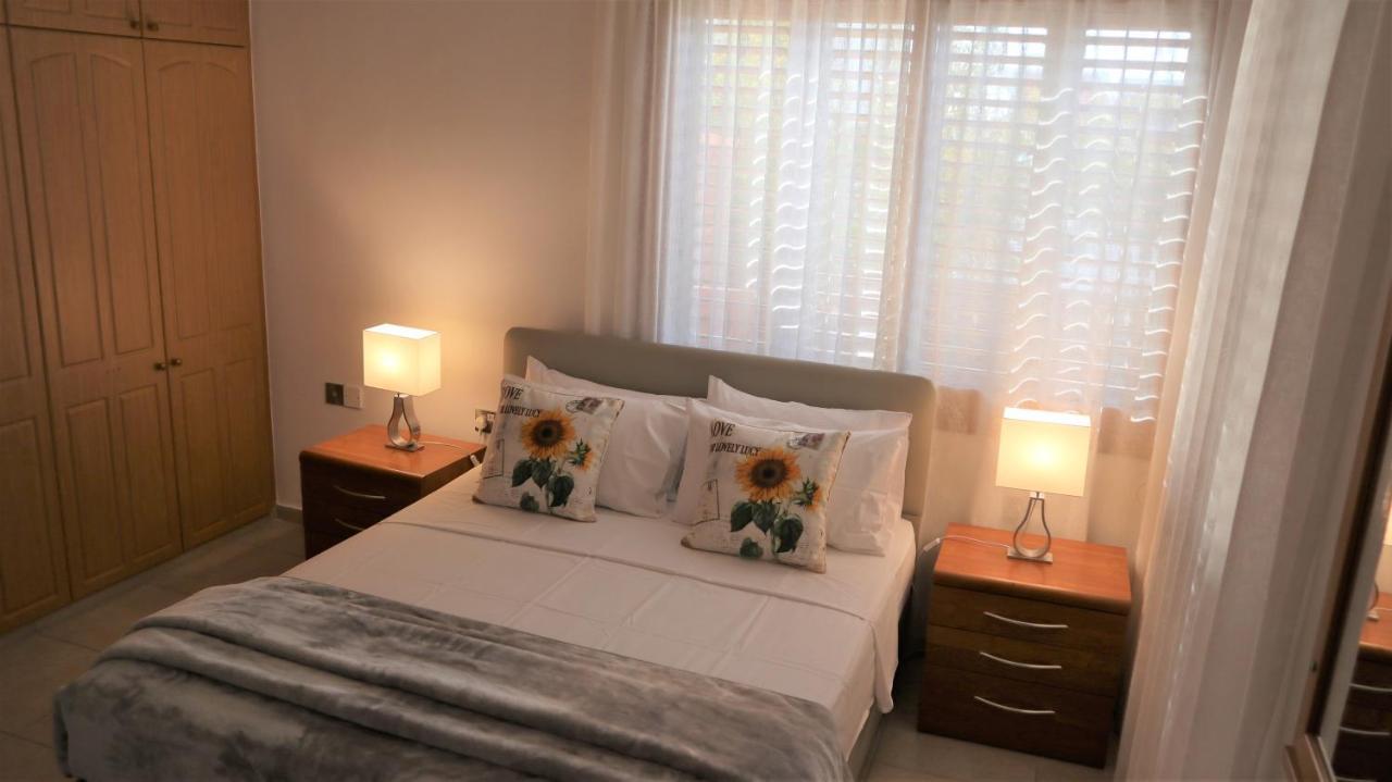 Chronas By Prestige Bookings Coral Bay Luaran gambar