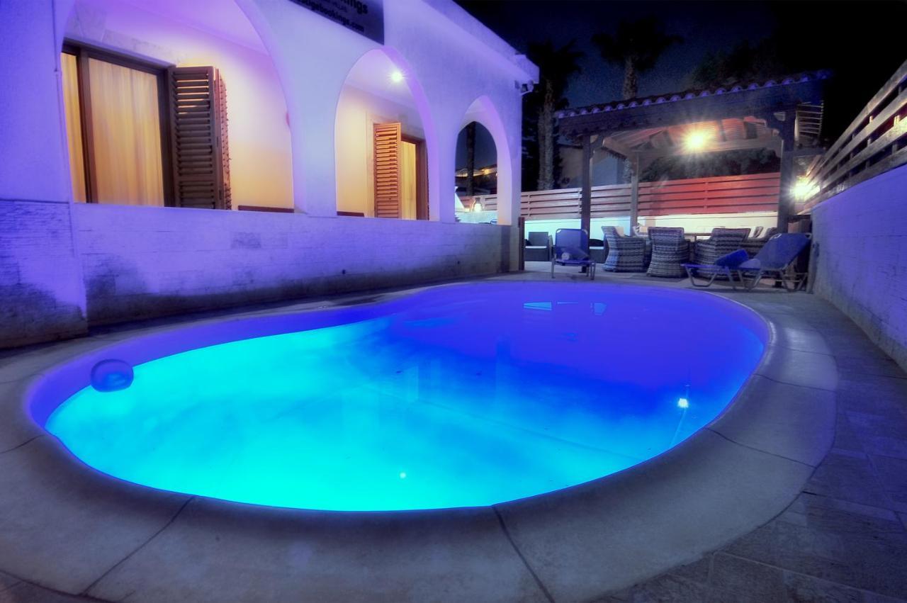 Chronas By Prestige Bookings Coral Bay Luaran gambar